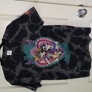 Disney Parks Coco "El Amor Nunca Muere" tie dye graphic tshirt AXS NWOT